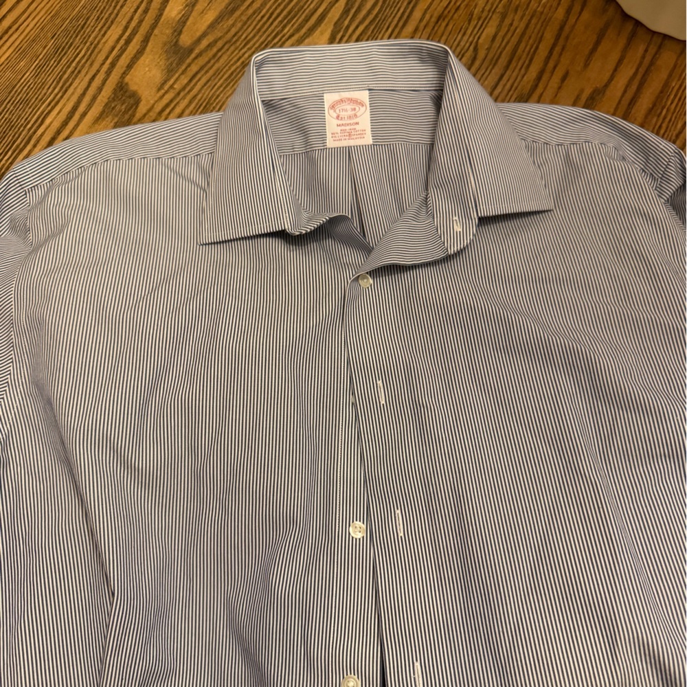 Brook’s Brothers Madison Men's Navy Striped Button Down